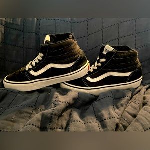 High Top Black Vans 4Y